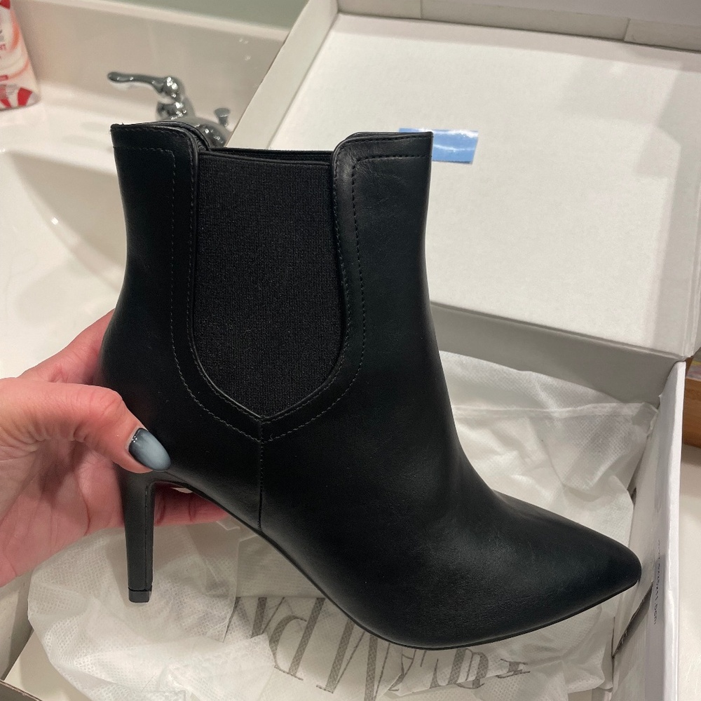 Women’s black boots